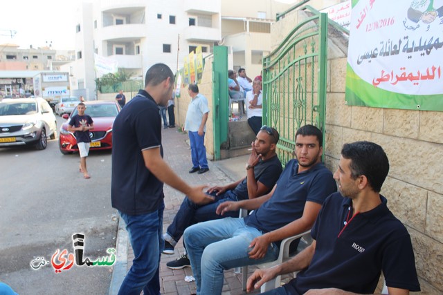  فيديو : عائلة عيسى - نسبة التصويت في الانتخابات التمهيدية تتعدى 75% مع اذان المغرب وبأزدياد مع اقراب اغلاق الصناديق 